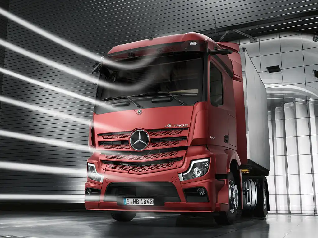 Mercedes De Willermin - Actros vue trois quart