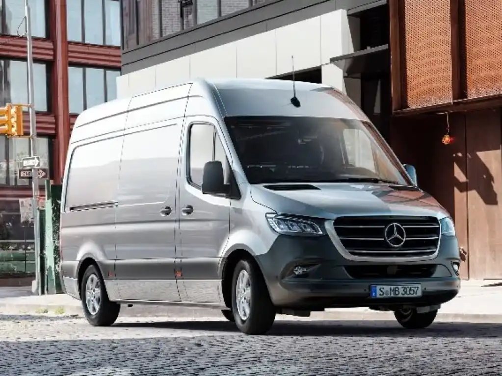 Mercedes De Willermin - sprinter vue trois quart