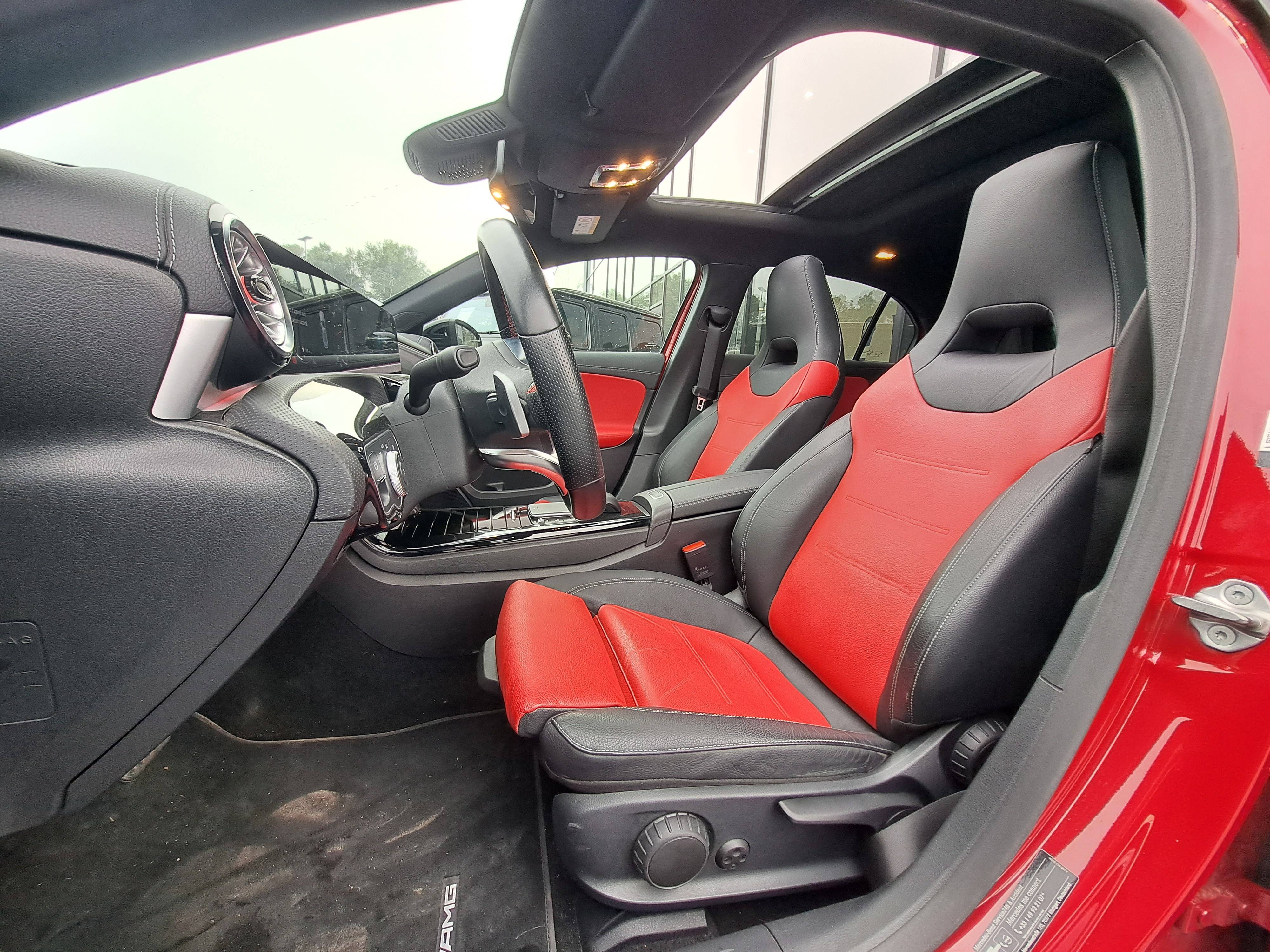 Image MERCEDES CLASSE A Classe A 200 7G-DCT AMG Line