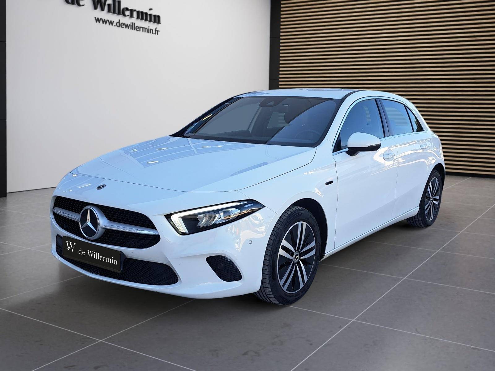 Photo MERCEDES CLASSE A Classe A 250 e 8G-DCT