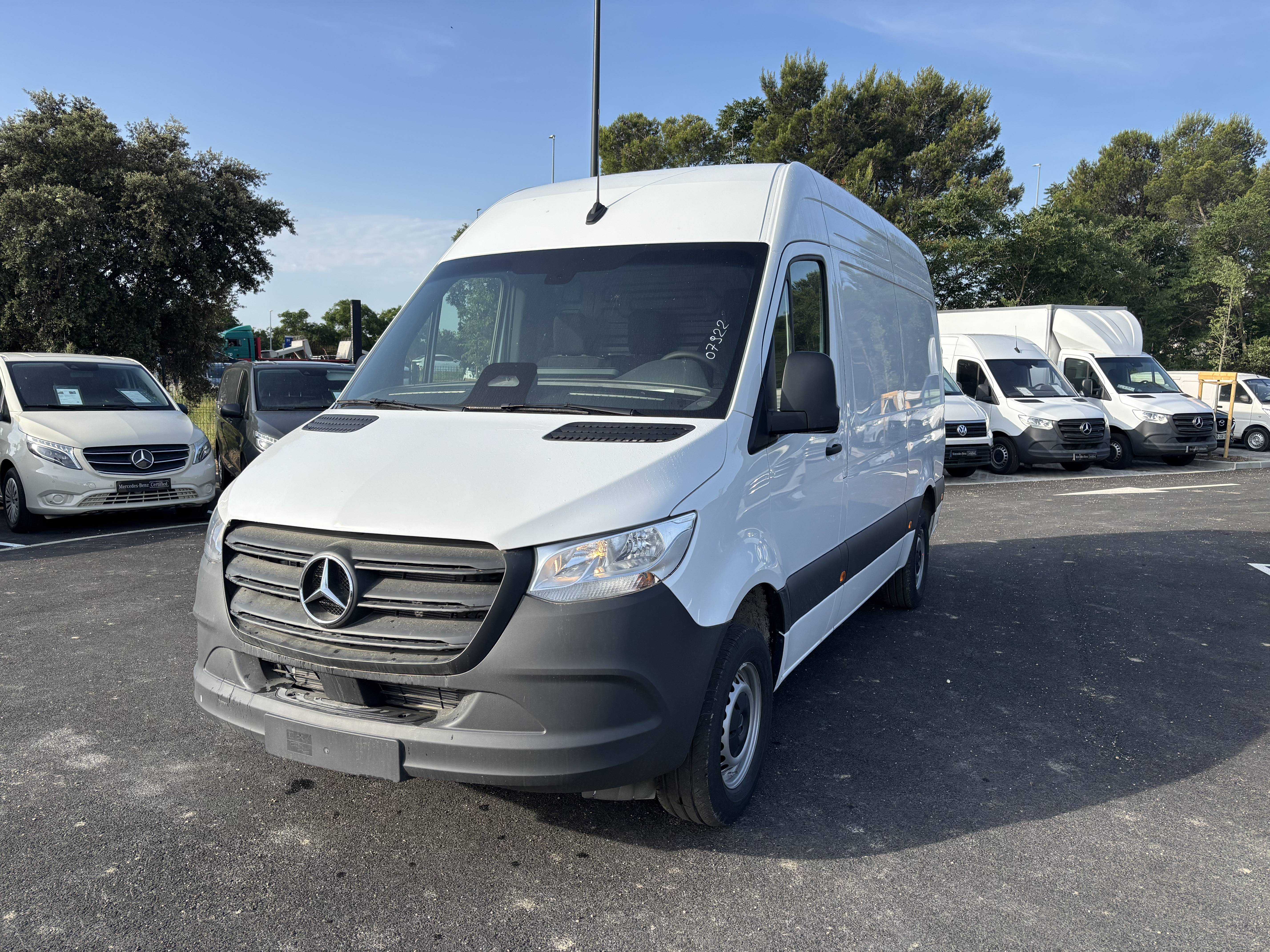 Photo MERCEDES SPRINTER FOURGON SPRINTER FGN 315 CDI 37 3.5T RWD