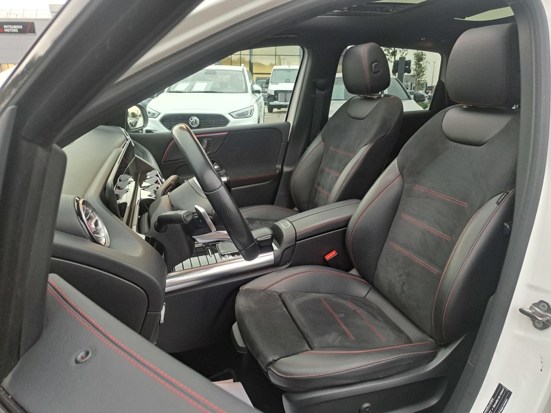 Image Mercedes-Benz CLASSE B 200 d AMG Line Edition   200 d AMG Line Edition