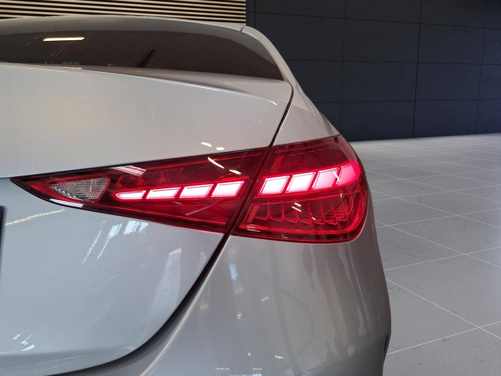 Image Mercedes-Benz CLASSE C BERLINE Classe C 300 e Hybrid EQ Berline AMG Line  Classe C 300 d e Hybrid EQ Berline AMG Line Classe C 300 e Hybrid EQ Berline AMG Line