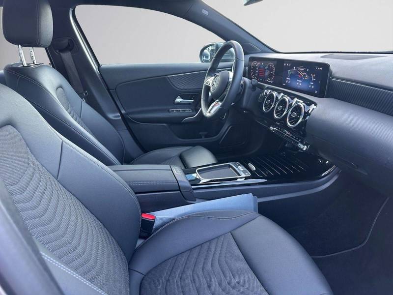 Image Mercedes-Benz CLASSE A 250 e Hybrid EQ Progressive Line  Classe A 250 e Hybrid EQ Progressive Line 250 e Hybrid EQ Progressive Line