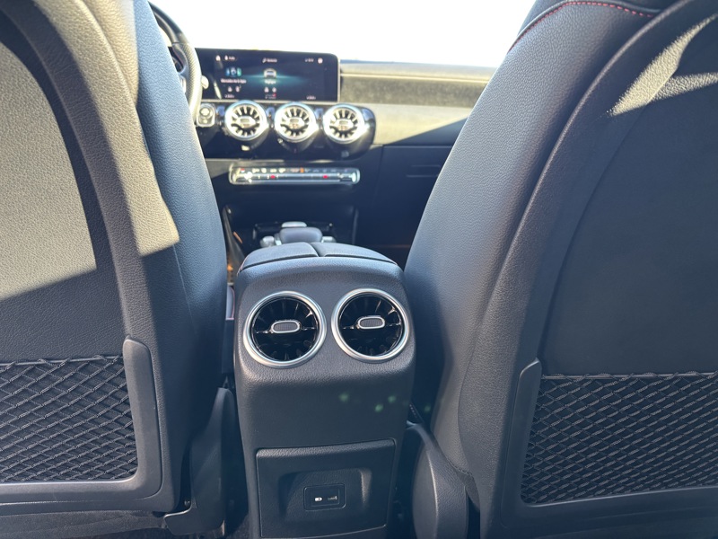 Image Mercedes-Benz CLASSE A 200 d AMG Line AMG Line  200 d AMG Line