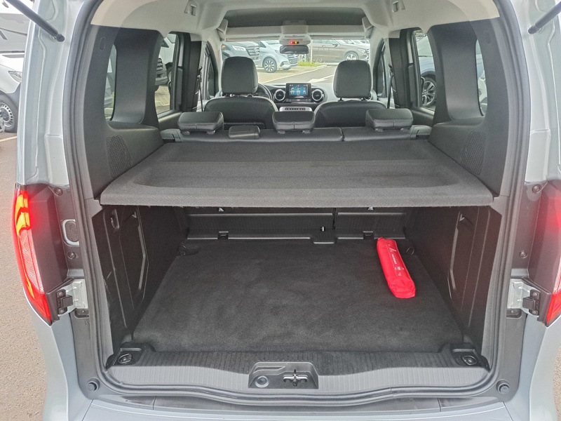 Image Mercedes-Benz CLASSE T T 180 d PROGRESSIVE Standard  Classe T 180 d PROGRESSIVE T 180 d PROGRESSIVE Standard