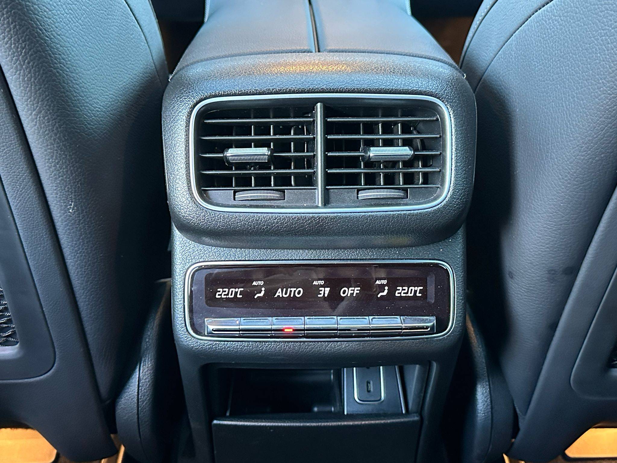 Image Mercedes-Benz GLE COUPÉ GLE 350 de 4MATIC AMG Line Coupé  GLE 350 de 4MATIC AMG Line Coupé GLE 350 de 4MATIC AMG Line Coupé