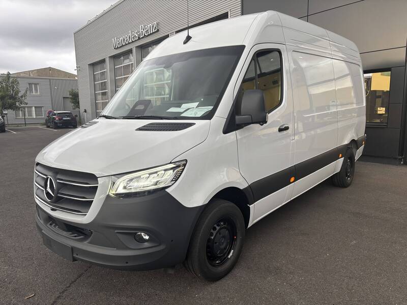 Photo MERCEDES SPRINTER FOURGON SPRINTER FGN 315 CDI 37 3.5T RWD 9G-TRONIC