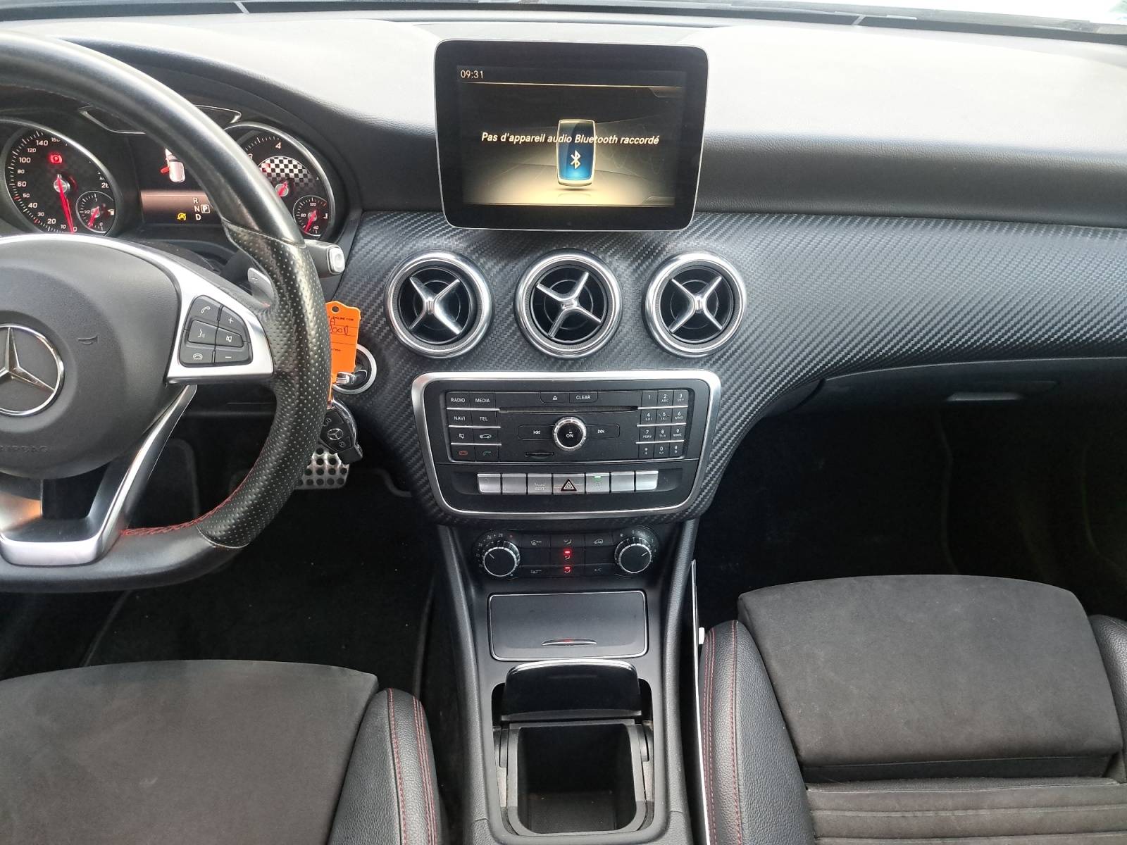 Image Mercedes-Benz CLASSE A A 200 d Intuition  Classe A 200 d 7G-DCT Fascination A 200 d Intuition