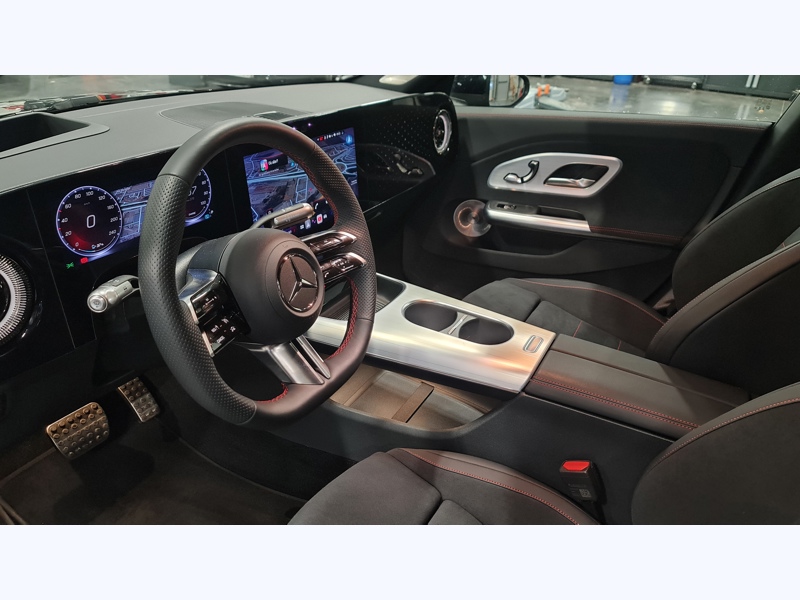 Image Mercedes-Benz CLA COUPÉ   CLA 250+ avec technologie EQ 