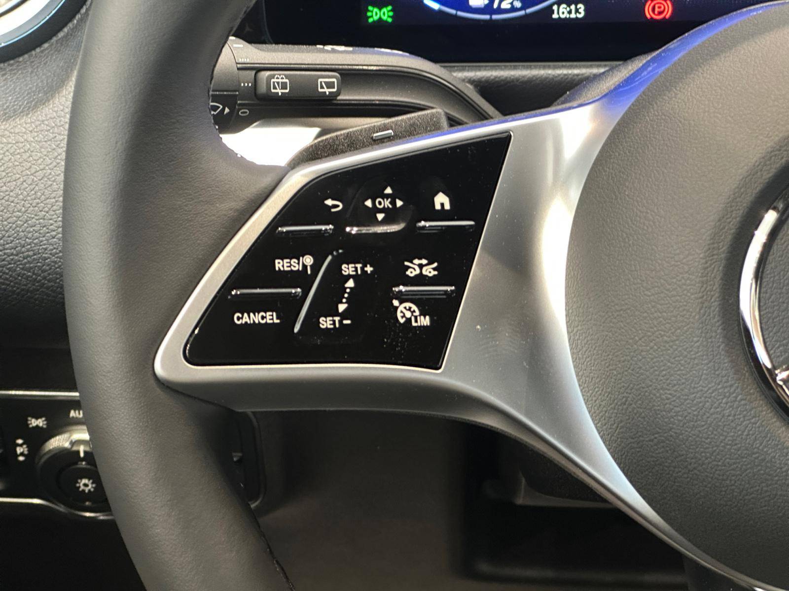 Image Mercedes-Benz EQB 250+ Edition  EQB 250+ Edition 250+ Edition