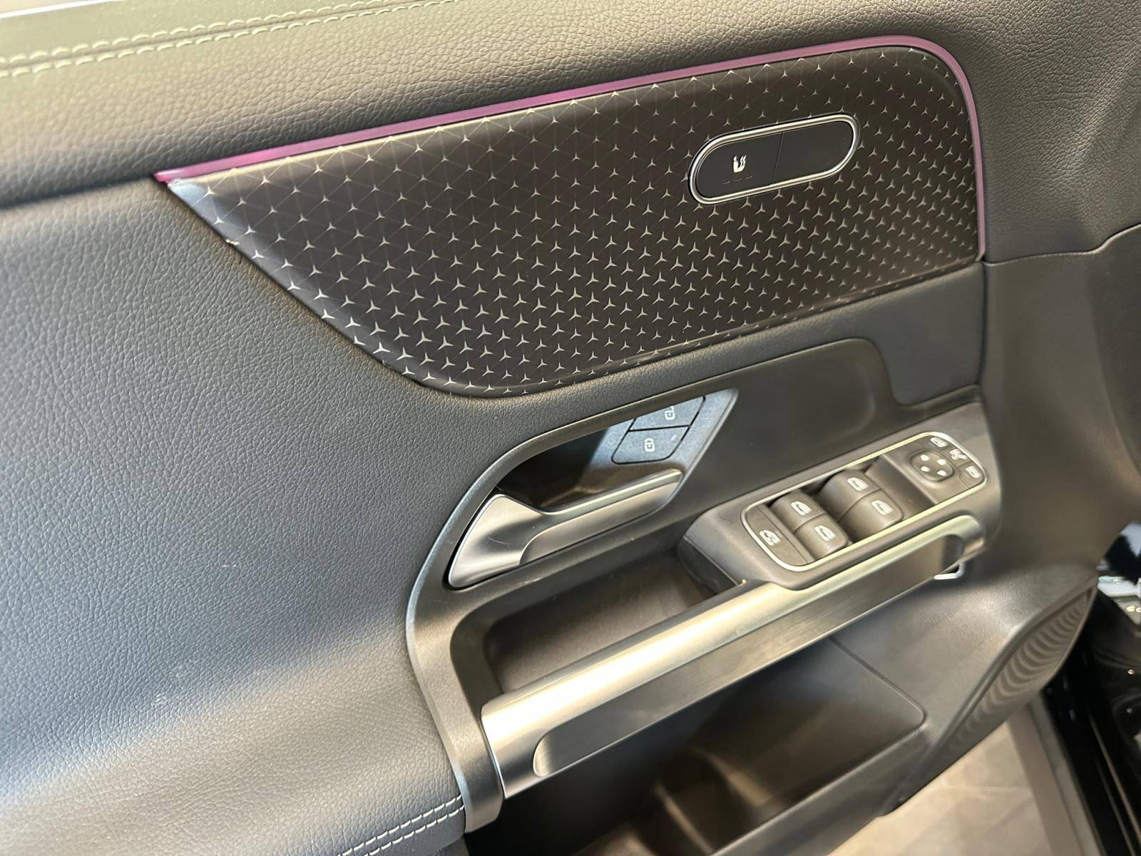 Image Mercedes-Benz EQB 250+ Edition  EQB 250+ Edition 250+ Edition