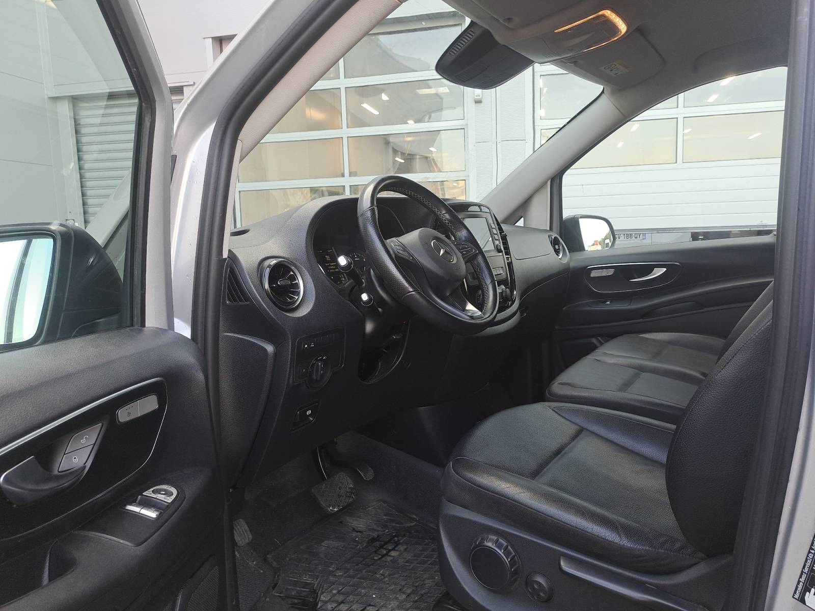 Image Mercedes-Benz VITO FOURGON 119 CDI Fourgon Long  VITO 119 CDI Fourgon LG SELECT 119 CDI Fourgon Long