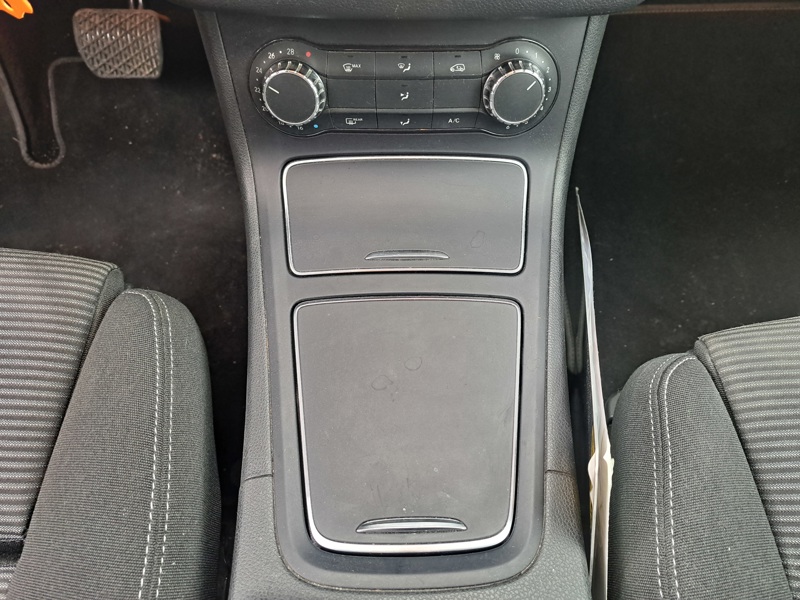 Image Mercedes-Benz CLASSE B B 200 d Inspiration Pack Style  B 200 d Inspiration