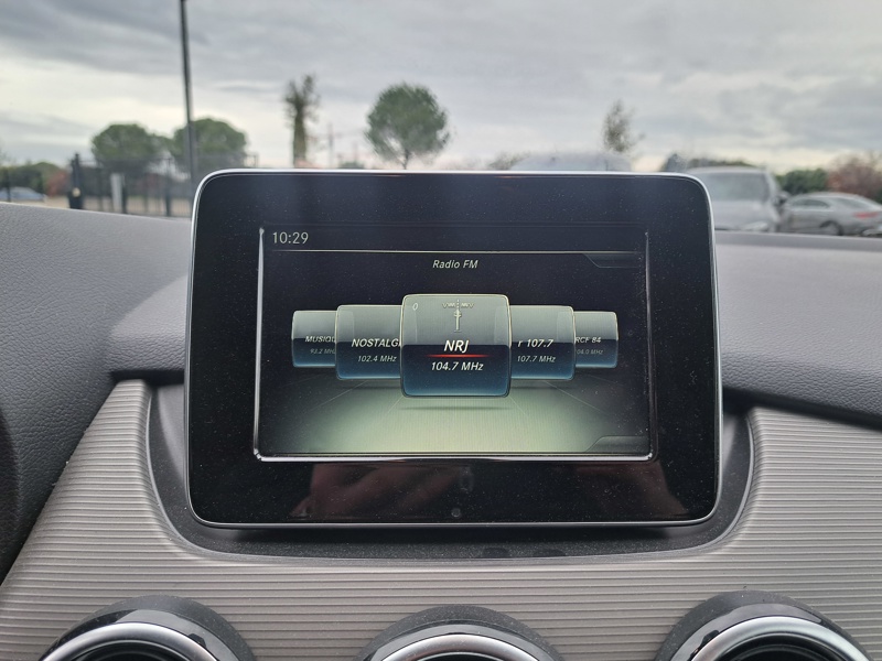 Image Mercedes-Benz CLASSE B B 200 d Inspiration Pack Style  B 200 d Inspiration