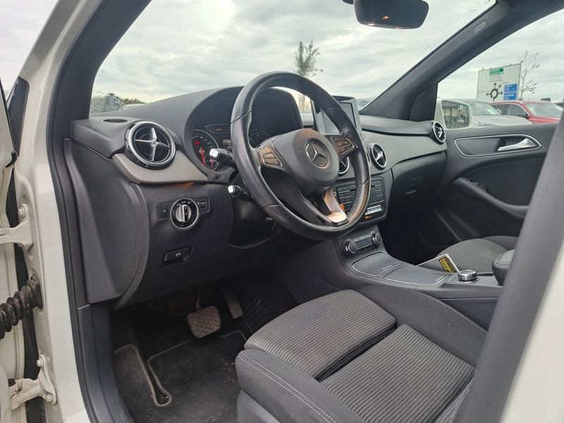 Image Mercedes-Benz CLASSE B B 200 d Inspiration Pack Style  B 200 d Inspiration