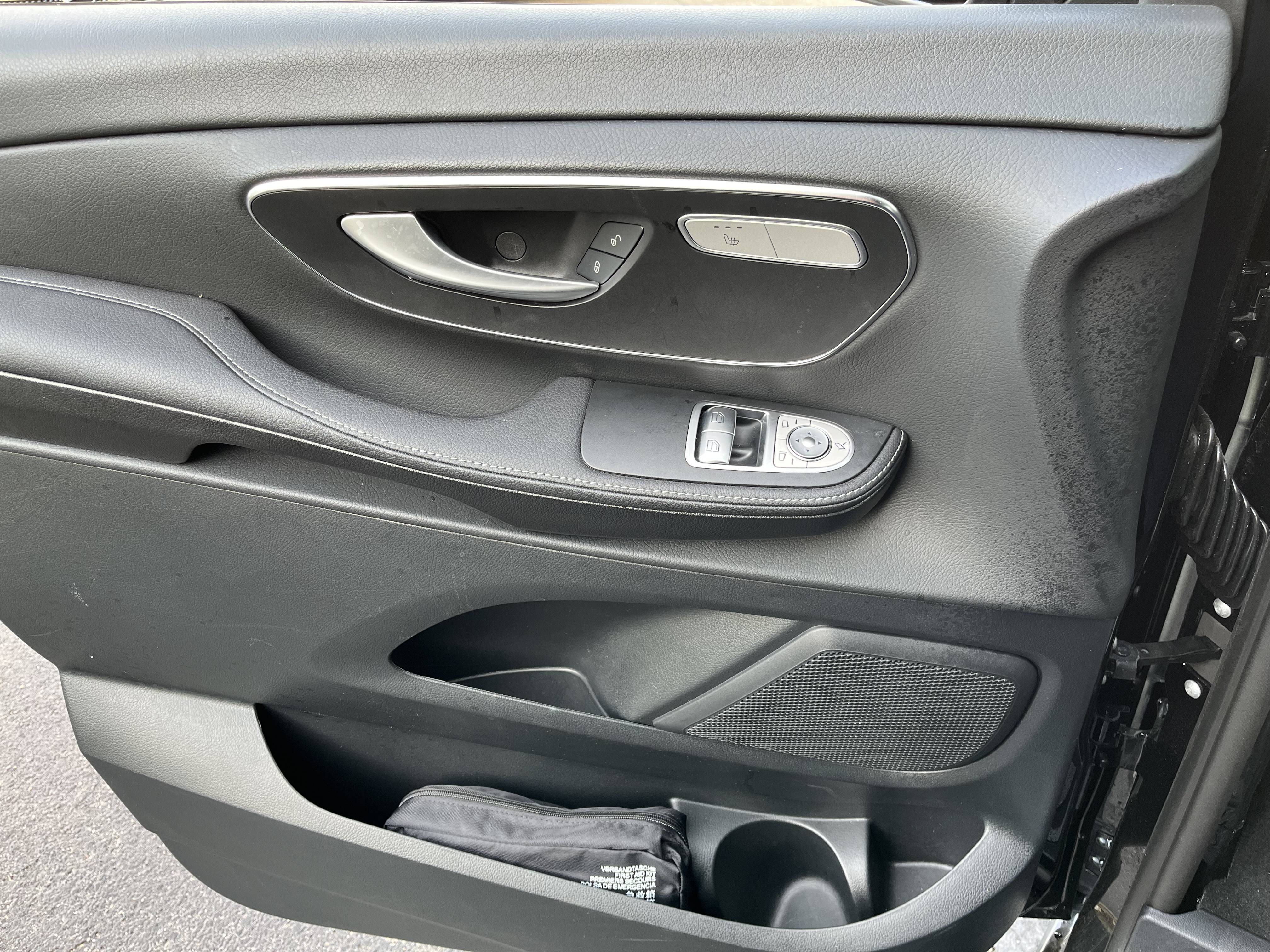 Image MERCEDES CLASSE V Classe V Extra-Long 300 d 9G-TRONIC Avantgarde