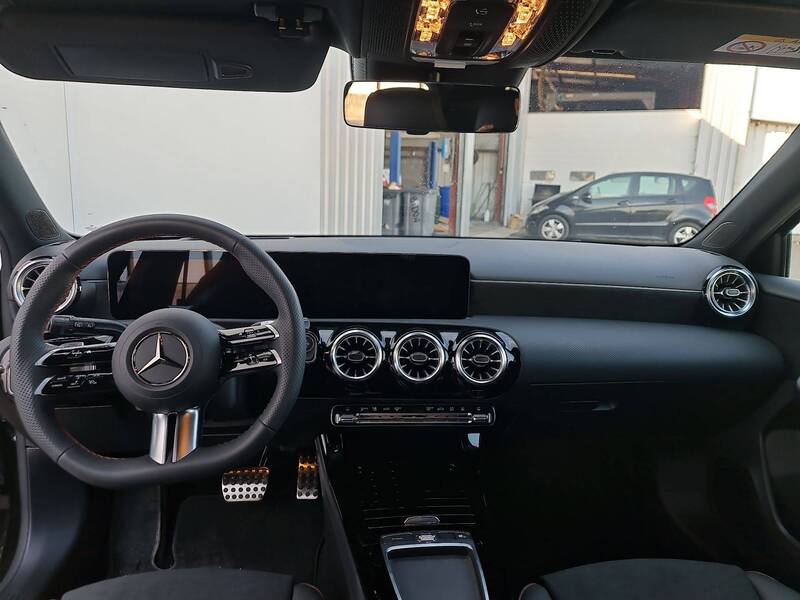 Image MERCEDES CLASSE A Classe A 250 e 8G-DCT