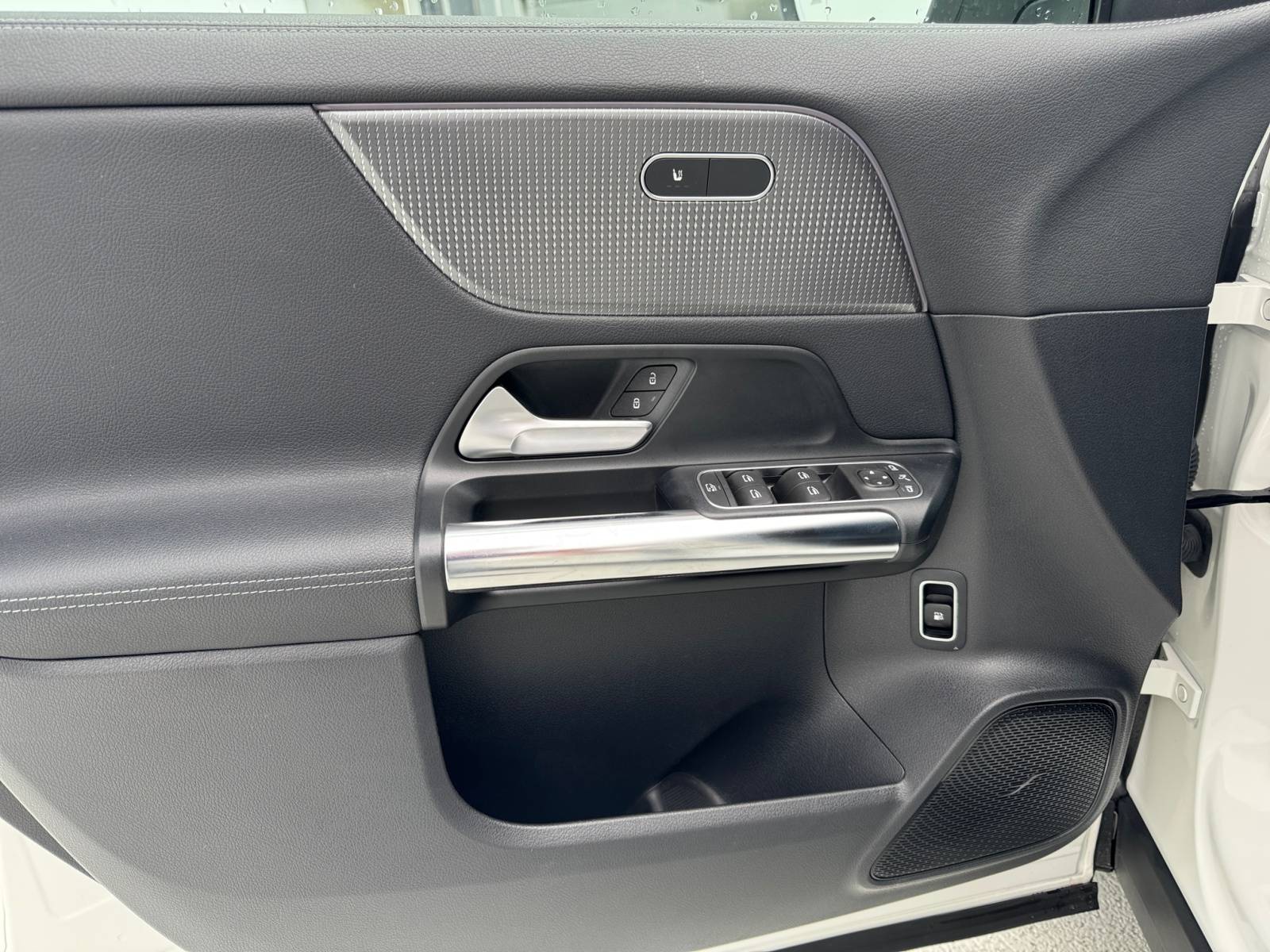 Image MERCEDES GLA GLA 250 e 8G-DCT