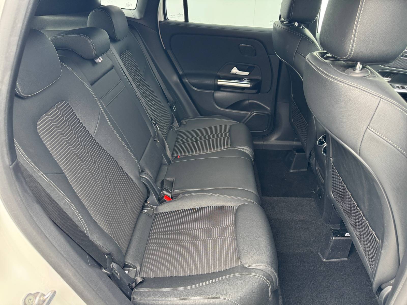 Image MERCEDES GLA GLA 250 e 8G-DCT