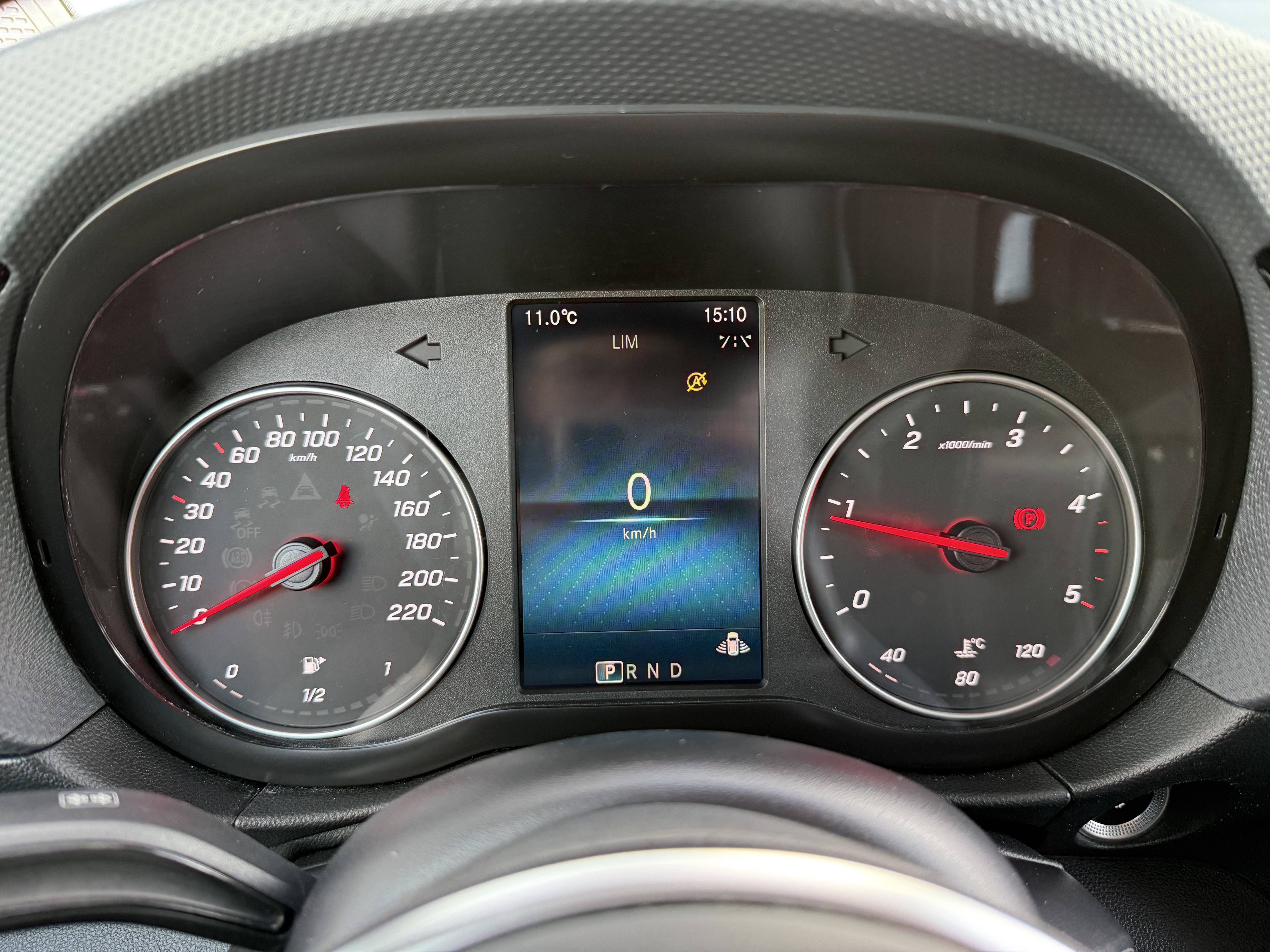 Image MERCEDES CLASSE T Classe T 180 d 7G-DCT