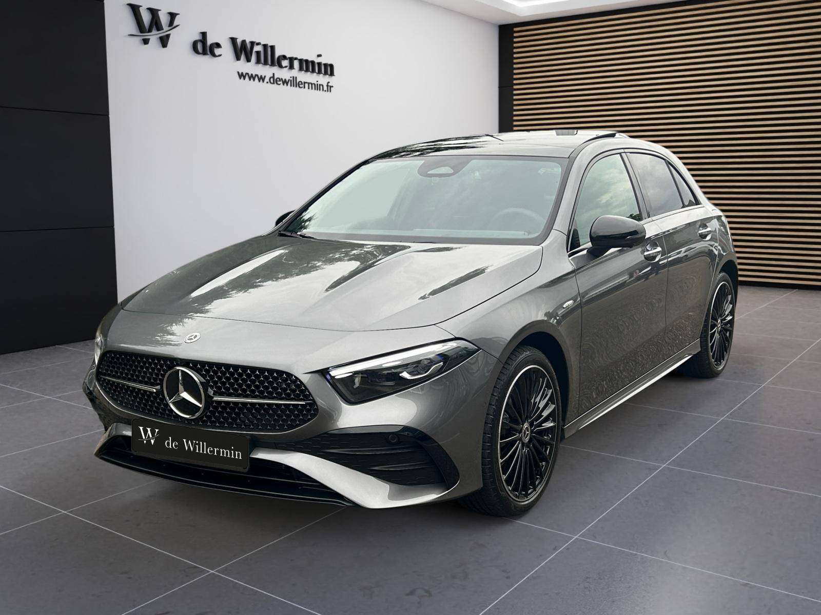 Photo MERCEDES CLASSE A Classe A 250 e Hybrid EQ 8G-DCT
