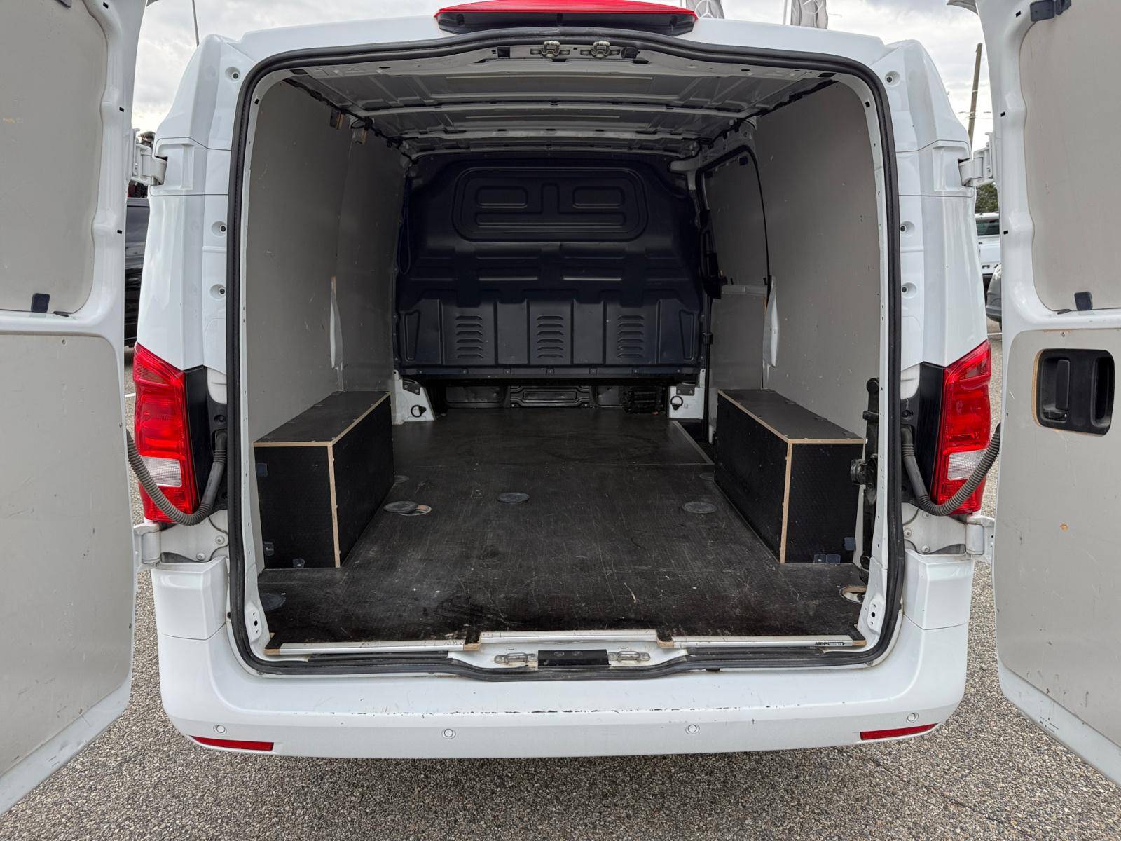 Image Mercedes-Benz VITO 119 CDI Fourgon Long  VITO FOURGON 119 CDI LONG BVA RWD SELECT 119 CDI Fourgon Long