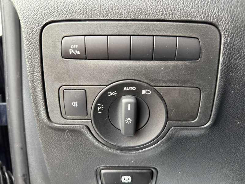 Image Mercedes-Benz VITO 114 CDI Fourgon Compact   114 CDI Fourgon Compact