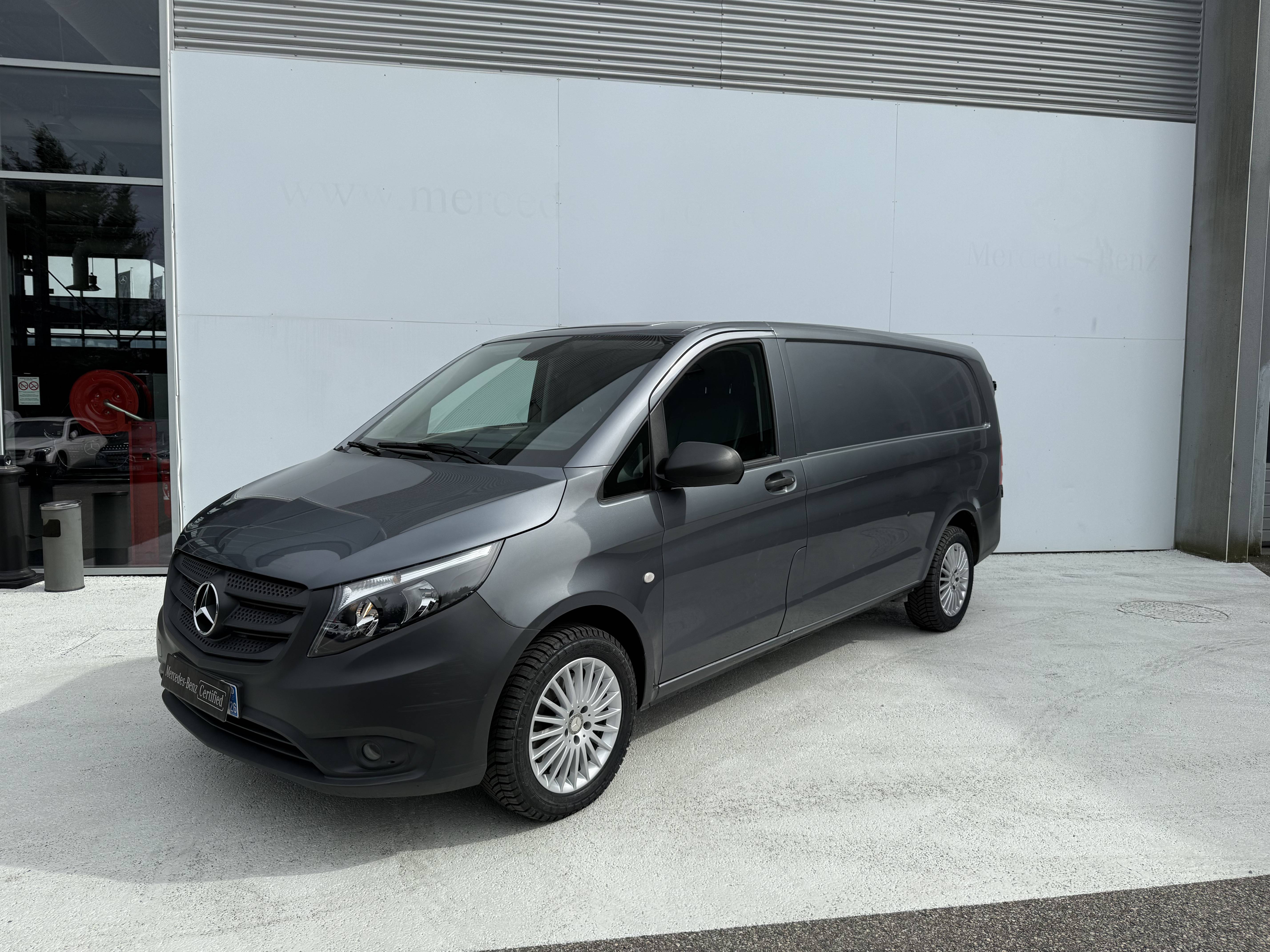Photo MERCEDES VITO FOURGON VITO FOURGON 119 CDI EXTRA LONG BVA RWD