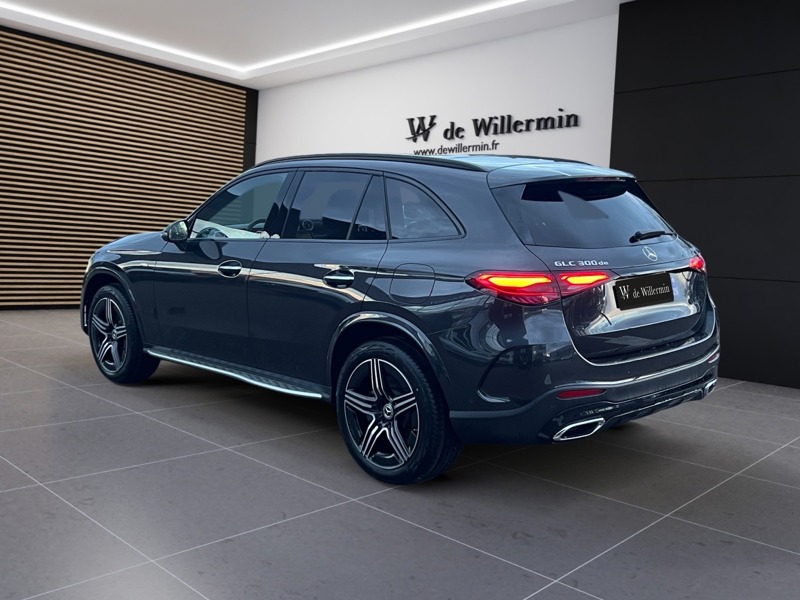 Image Mercedes-Benz GLC SUV GLC 300 de Hybrid EQ 4MATIC AMG Line +  GLC 300 de Hybrid EQ 4MATIC AMG Line + GLC 300 de Hybrid EQ 4MATIC AMG Line +
