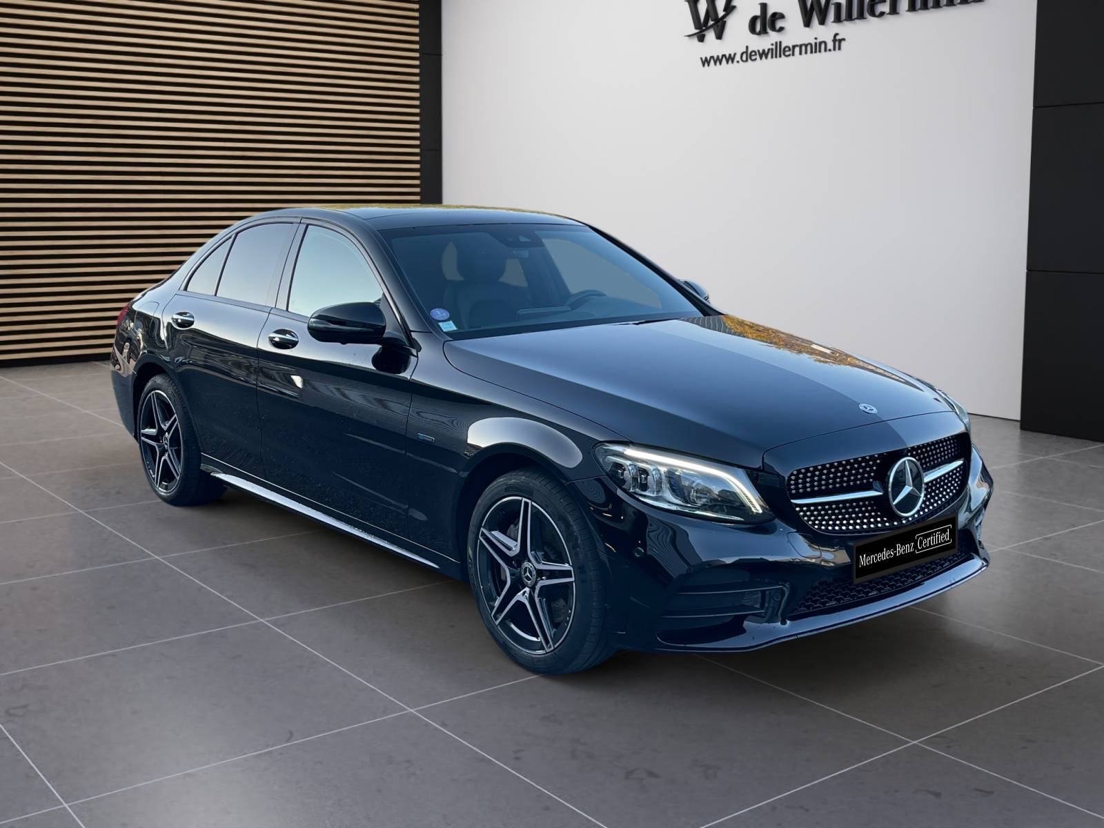 Photo Mercedes-Benz CLASSE C BERLINE Classe C 300 de Berline AMG Line  C300 DE 9G-TRONIC AMG LINE