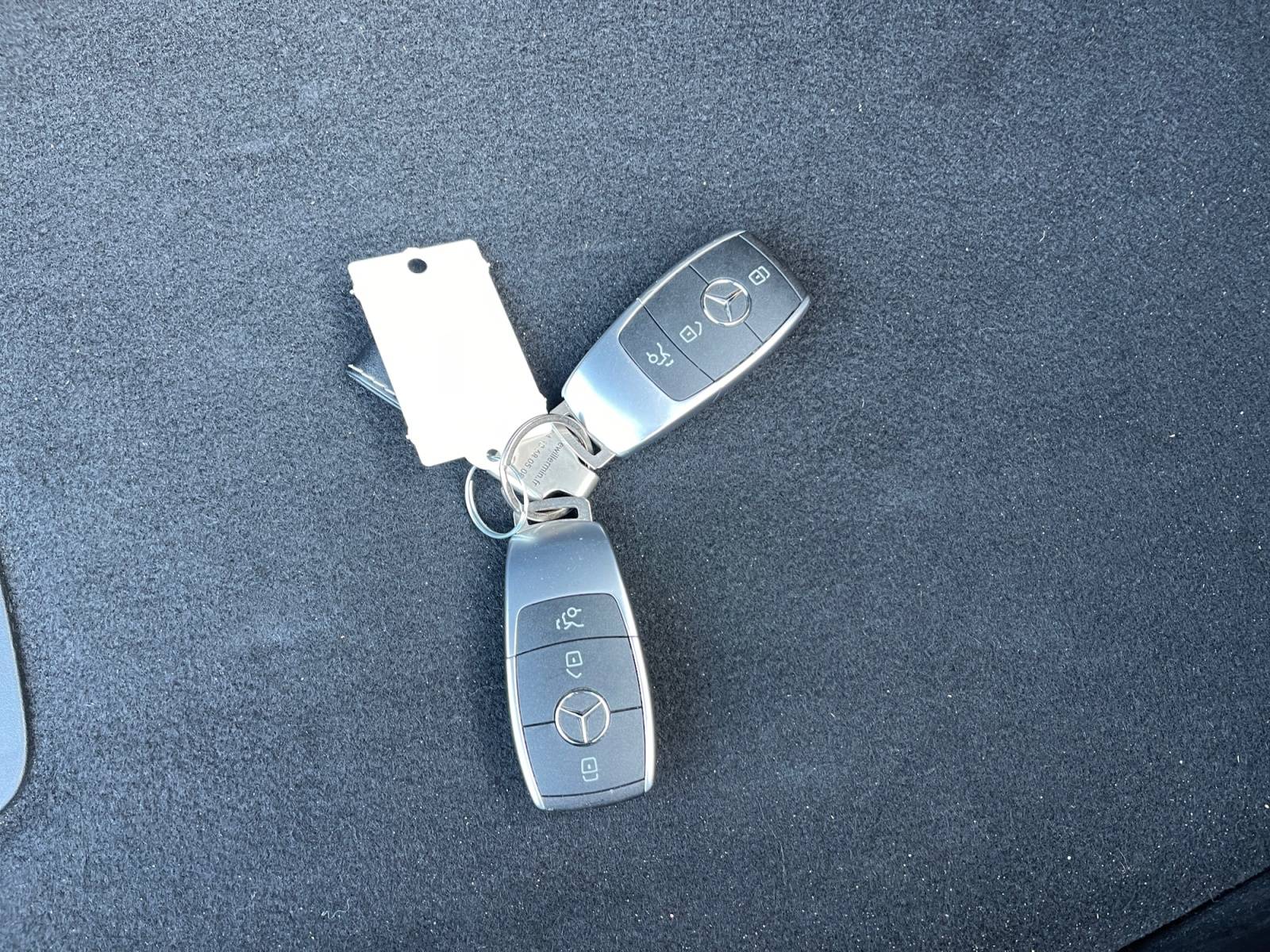 Image Mercedes-Benz CLASSE C BERLINE Classe C 300 de Berline AMG Line  C300 DE 9G-TRONIC AMG LINE Classe C 300 de Berline AMG Line