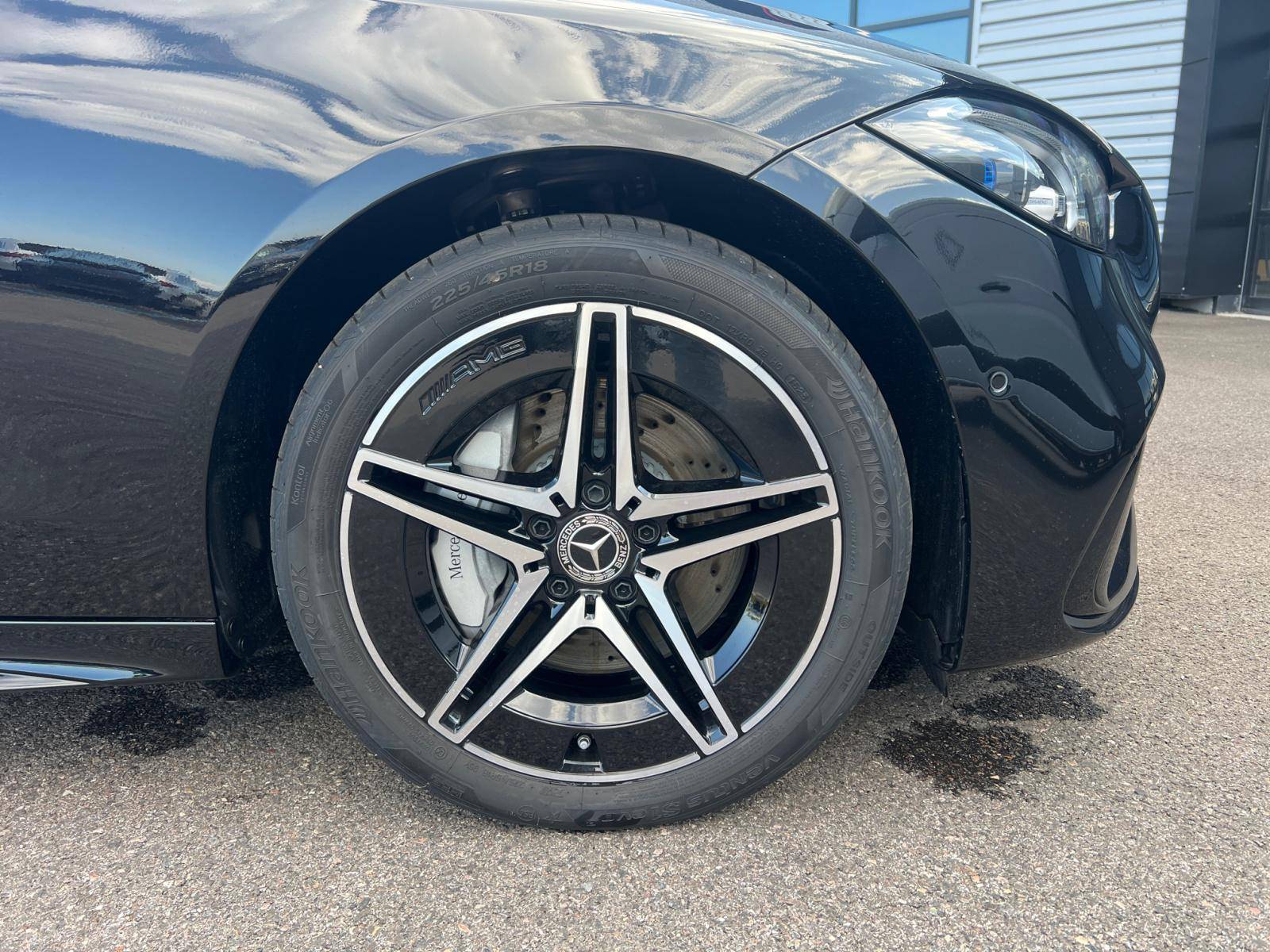 Image Mercedes-Benz CLASSE C BERLINE Classe C 300 de Hybrid EQ Berline AMG Line  Classe C 300 d e Hybrid EQ Berline AMG Line Classe C 300 de Hybrid EQ Berline AMG Line