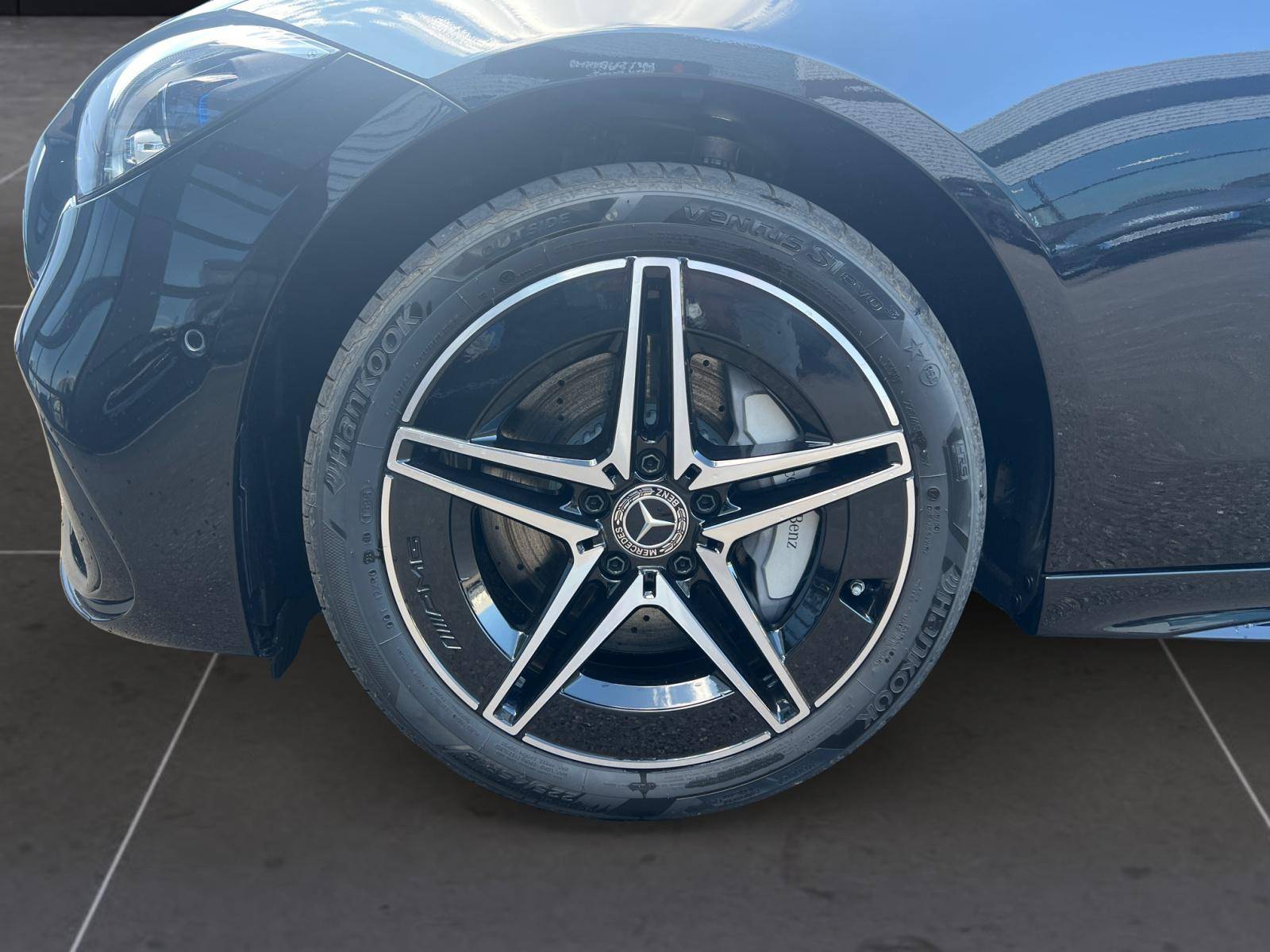 Image Mercedes-Benz CLASSE C BERLINE Classe C 300 de Hybrid EQ Berline AMG Line  Classe C 300 d e Hybrid EQ Berline AMG Line Classe C 300 de Hybrid EQ Berline AMG Line