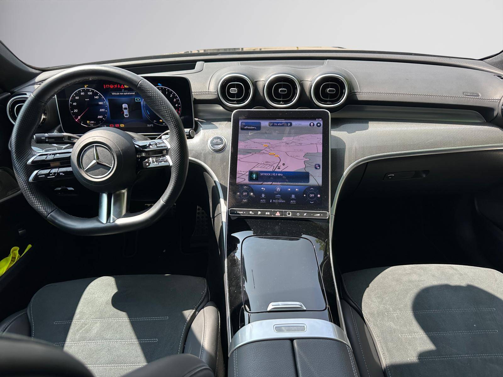 Image Mercedes-Benz CLASSE C BERLINE Classe C 300 de Berline AMG line  Classe C 300 d e Hybrid EQ Berline AMG Line Classe C 300 de Berline AMG line