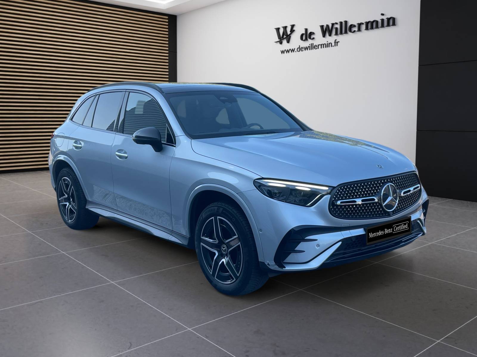 Image Mercedes-Benz GLC SUV GLC 300 de 4MATIC AMG Line  GLC 300 de Hybrid EQ 4MATIC AMG Line GLC 300 de 4MATIC AMG Line