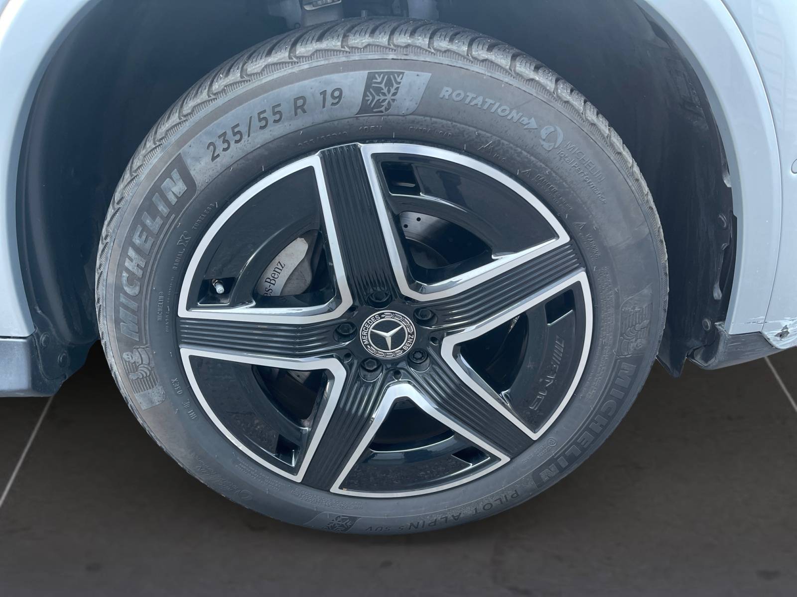 Image Mercedes-Benz GLC SUV GLC 300 de 4MATIC AMG Line  GLC 300 de Hybrid EQ 4MATIC AMG Line GLC 300 de 4MATIC AMG Line