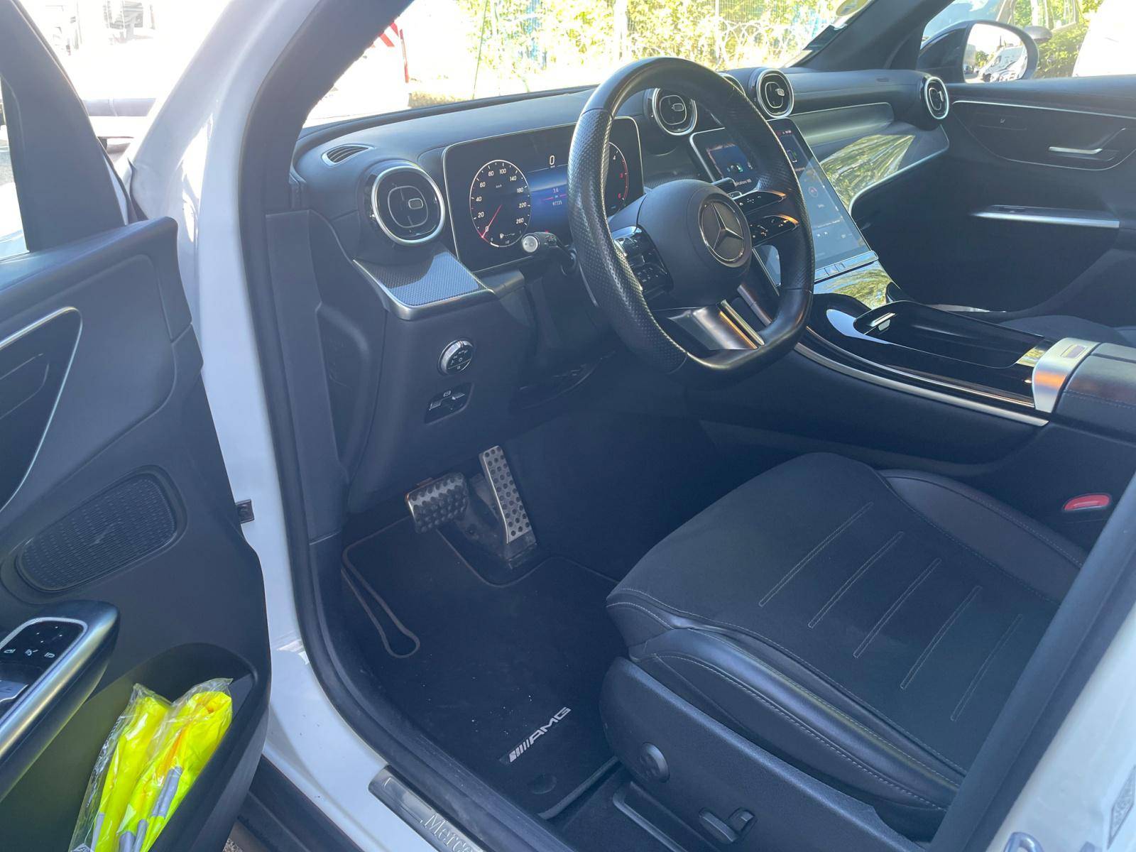 Image Mercedes-Benz GLC SUV GLC 220 d 4MATIC AMG Line  GLC 200 d 4MATIC AMG Line GLC 220 d 4MATIC AMG Line