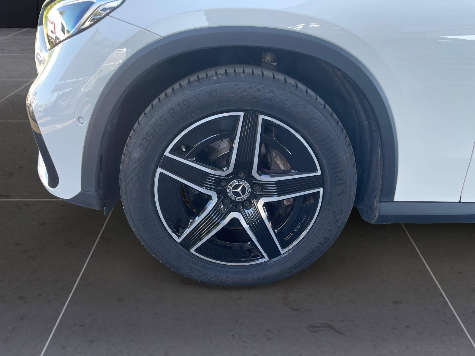 Image Mercedes-Benz GLC SUV GLC 220 d 4MATIC AMG Line  GLC 200 d 4MATIC AMG Line GLC 220 d 4MATIC AMG Line