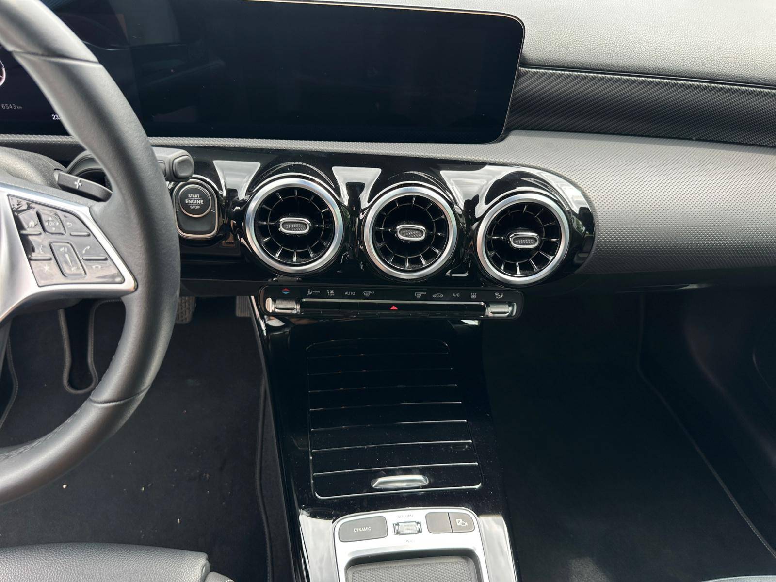 Image Mercedes-Benz CLASSE A 250 e Progressive Line  Classe A 250 e Hybrid EQ Progressive Line 250 e Progressive Line