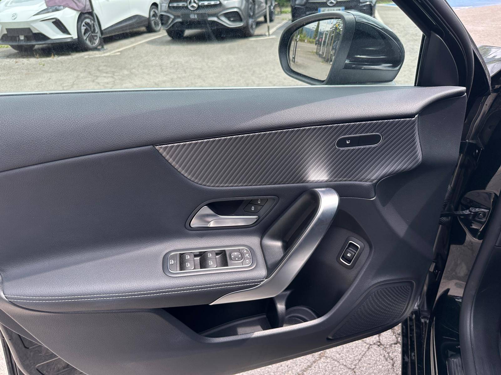 Image Mercedes-Benz CLASSE A 250 e Progressive Line  Classe A 250 e Hybrid EQ Progressive Line 250 e Progressive Line