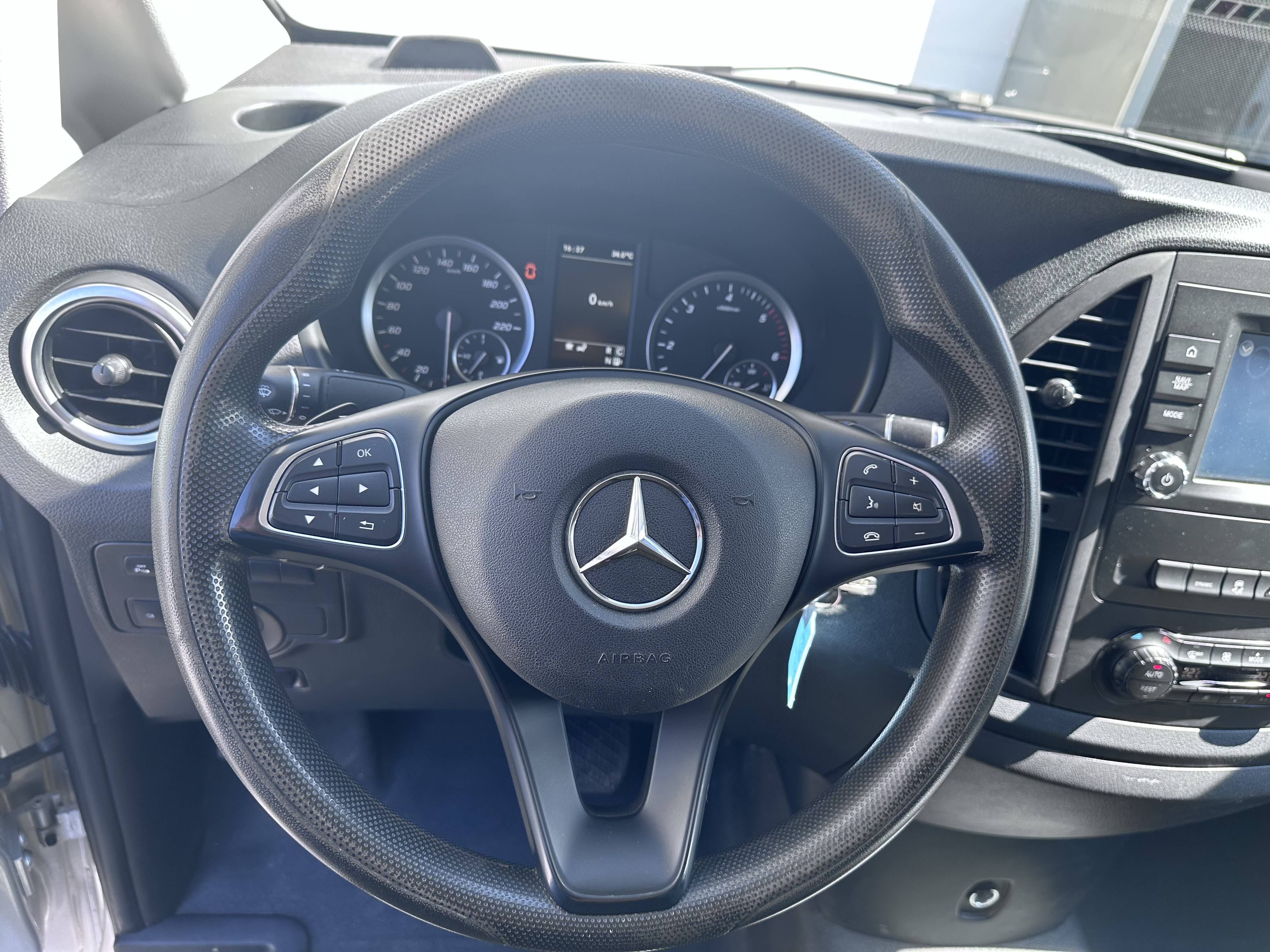 Image Mercedes-Benz VITO 119 CDI Fourgon Long  VITO FOURGON 119 CDI LONG BVA RWD PRO 119 CDI Fourgon Long