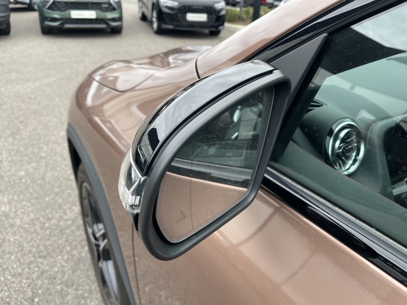 Image Mercedes-Benz GLA 250 e AMG Line  GLA 250 e AMG Line 250 e AMG Line