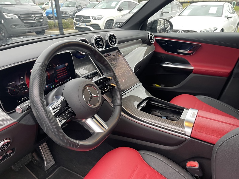 Image Mercedes-Benz GLC SUV GLC 220 d 4MATIC AMG Line   GLC 220 d 4MATIC AMG Line