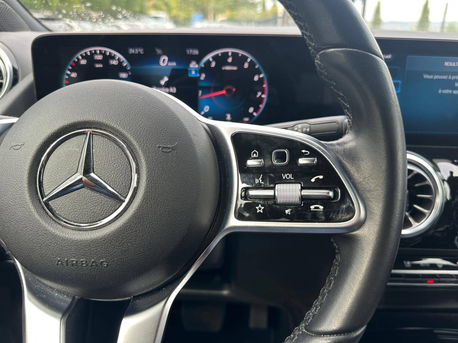 Image Mercedes-Benz CLASSE B 180 Progressive Line Edition  Classe B 180 7G-DCT Progressive Line Edition 180 Progressive Line Edition