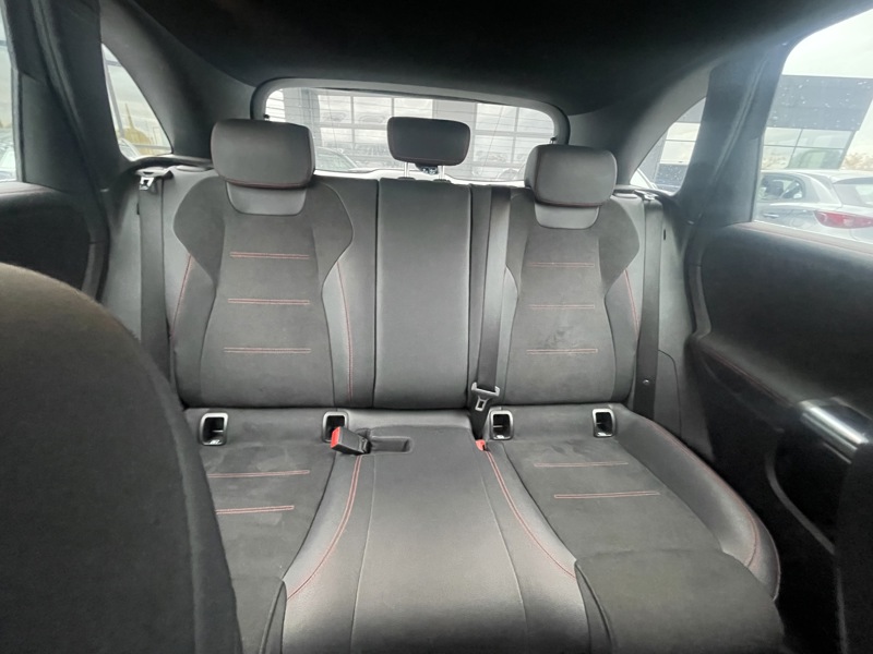 Image Mercedes-Benz CLASSE B 250 e AMG Line   250 e AMG Line