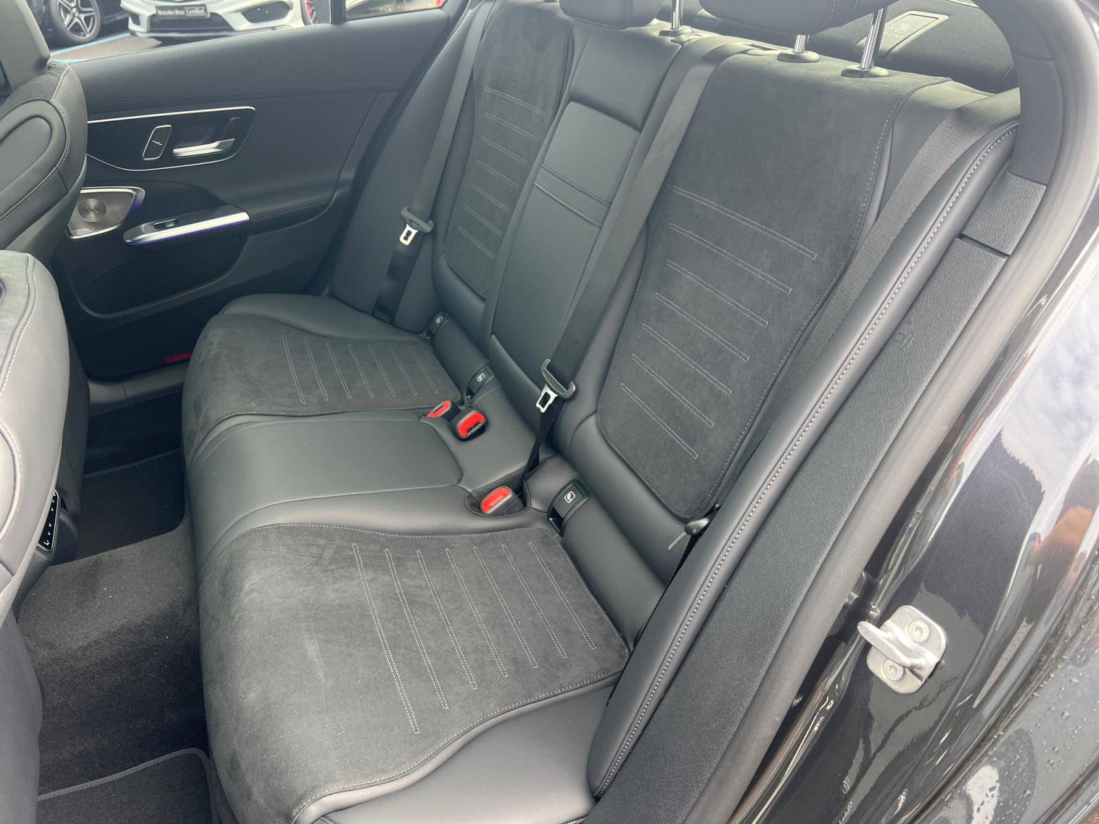 Image Mercedes-Benz CLASSE C BERLINE Classe C 300 de Hybrid EQ Berline AMG Line  Classe C 300 d e Hybrid EQ Berline AMG Line Classe C 300 de Hybrid EQ Berline AMG Line