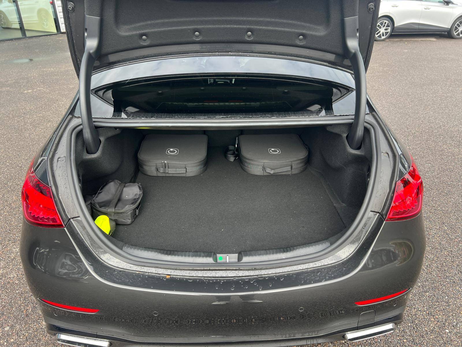 Image Mercedes-Benz CLASSE C BERLINE Classe C 300 de Hybrid EQ Berline AMG Line  Classe C 300 d e Hybrid EQ Berline AMG Line Classe C 300 de Hybrid EQ Berline AMG Line