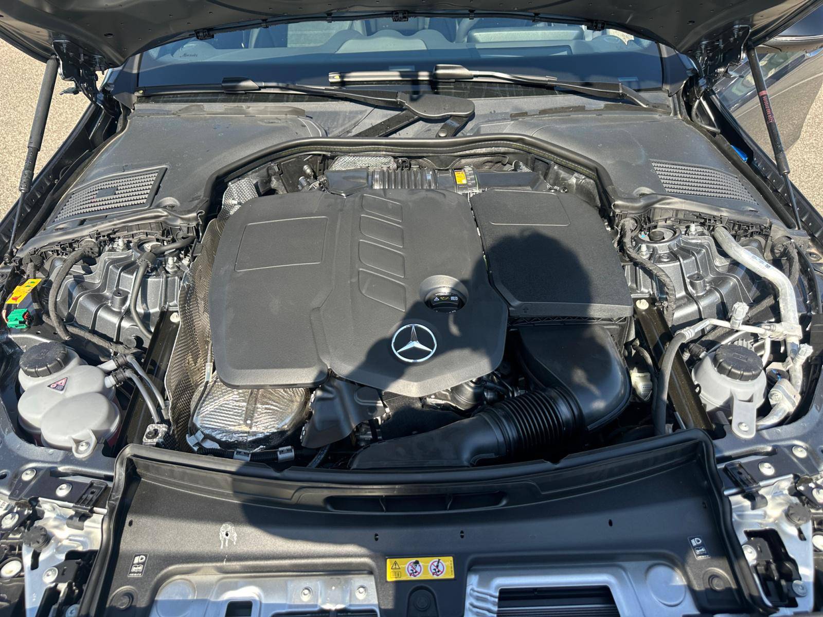 Image Mercedes-Benz CLASSE C BREAK Classe C 300 de Hybrid EQ Break AMG Line  Classe C 300 d e Hybrid EQ Break AMG Line Classe C 300 de Hybrid EQ Break AMG Line