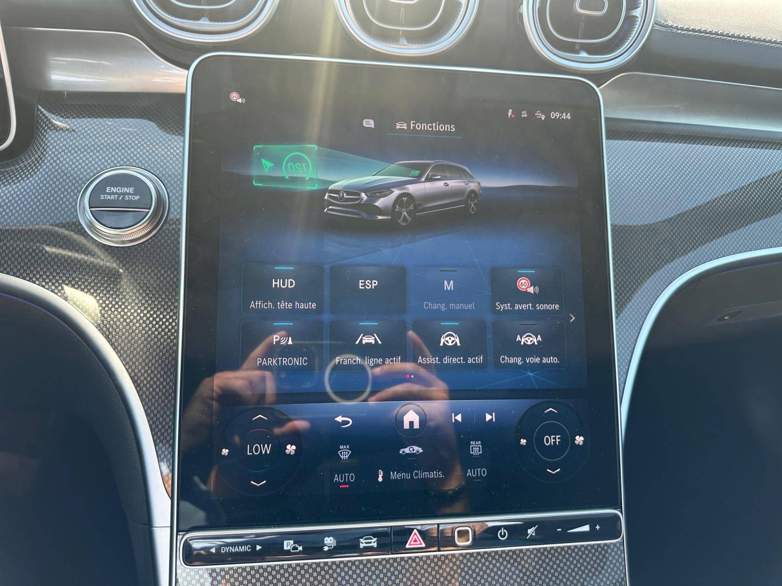 Image Mercedes-Benz CLASSE C BREAK Classe C 300 de Hybrid EQ Break AMG Line  Classe C 300 d e Hybrid EQ Break AMG Line Classe C 300 de Hybrid EQ Break AMG Line